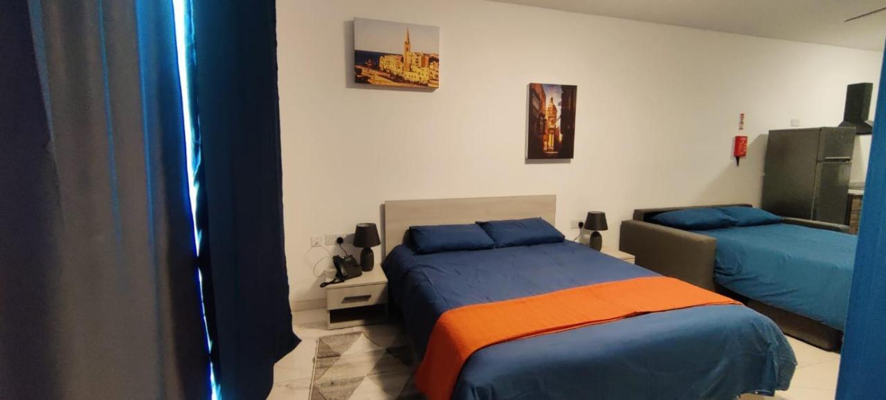 Blu-M Central Кормі Екстер'єр фото