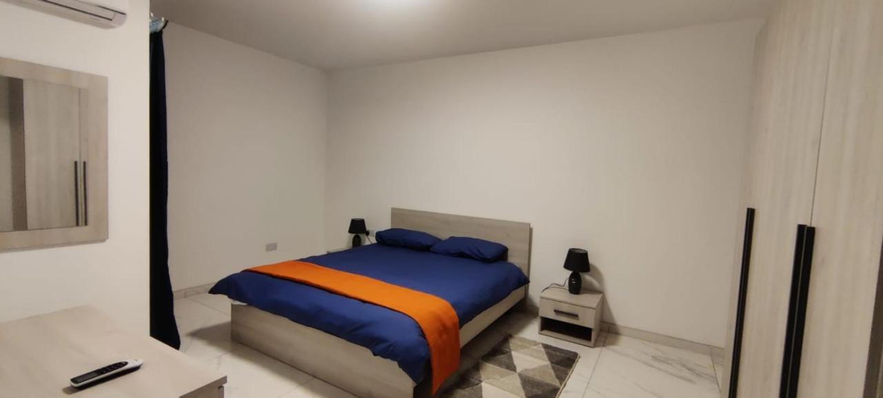 Blu-M Central Кормі Екстер'єр фото