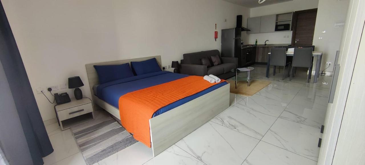 Blu-M Central Кормі Екстер'єр фото