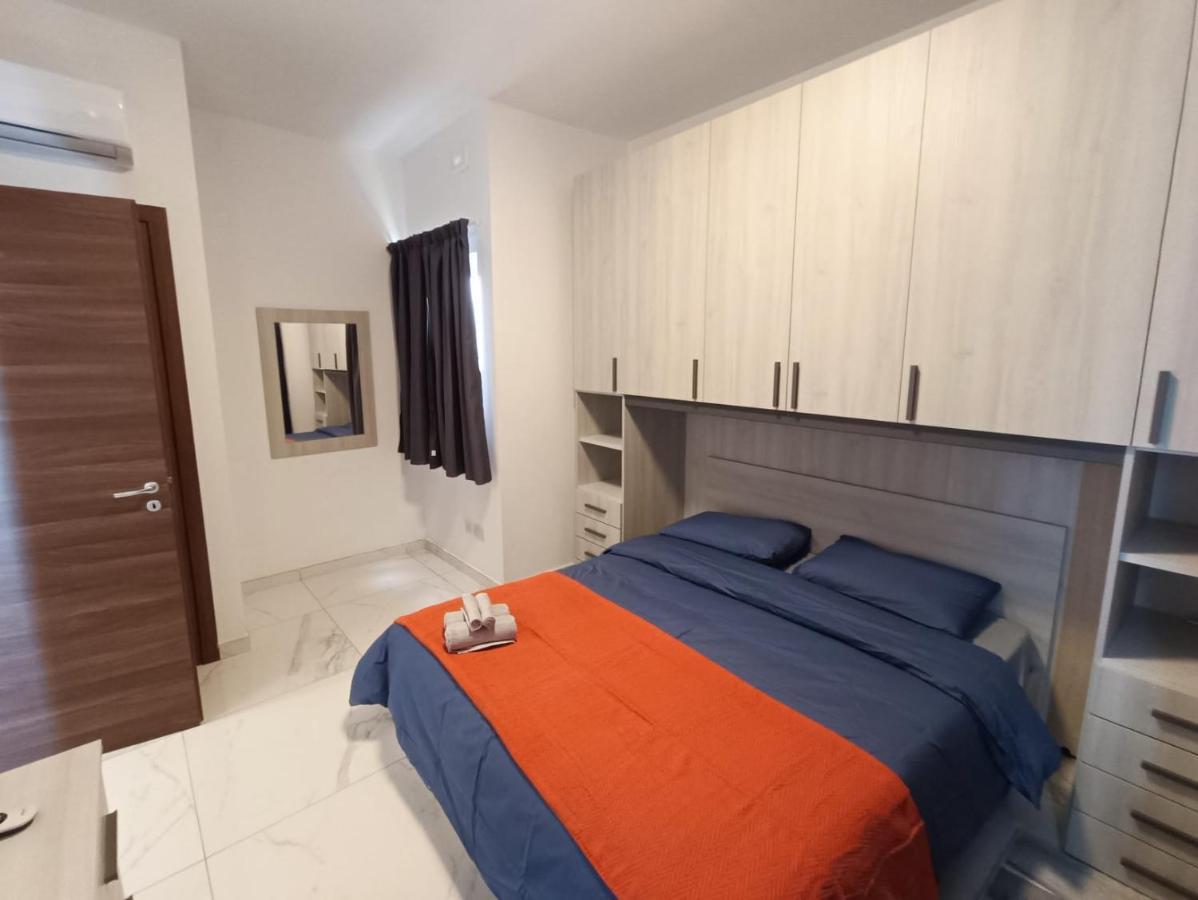 Blu-M Central Кормі Екстер'єр фото